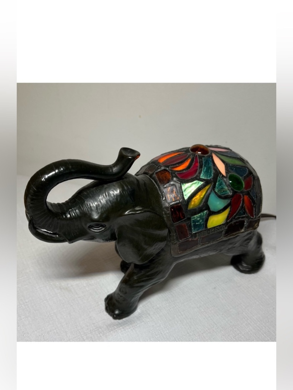 JJ Peng Tiffany Style Stained Glass Elephant Lamp. Electric.